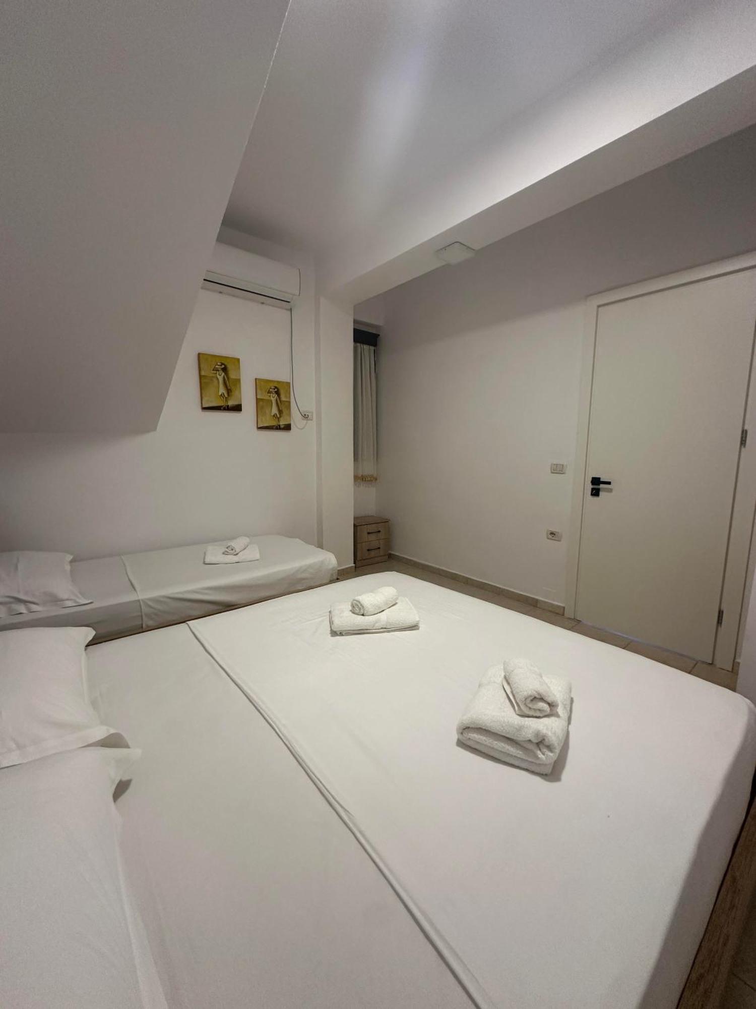 Twins Hotel Ksamil Exterior photo